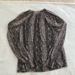 Allison Joy Patterned Keyhole front blouse size L